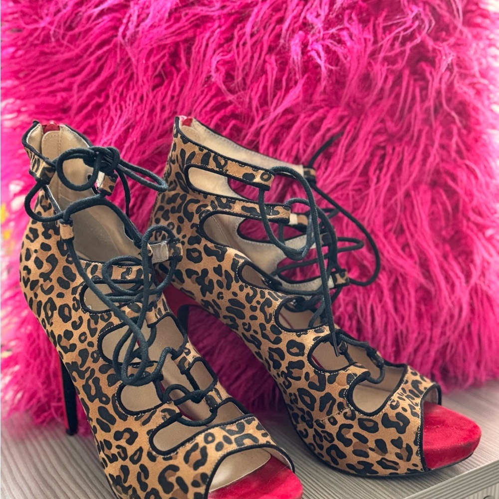 Liliana Red and Brown Heels